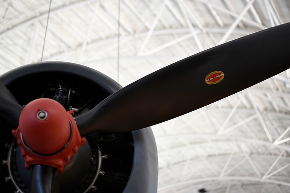 Grumman F6F-3 Hellcat