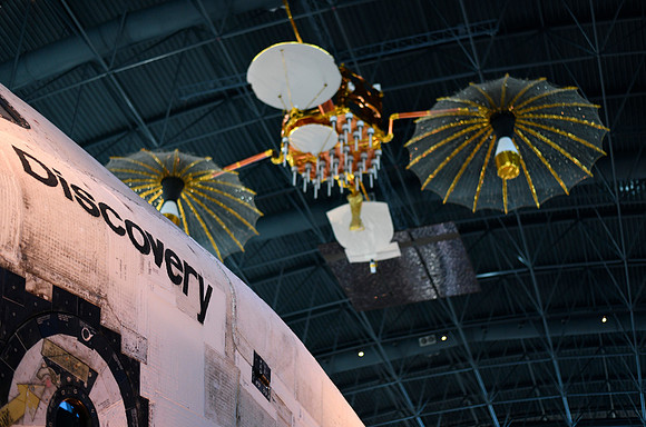 Space Shuttle Discovery